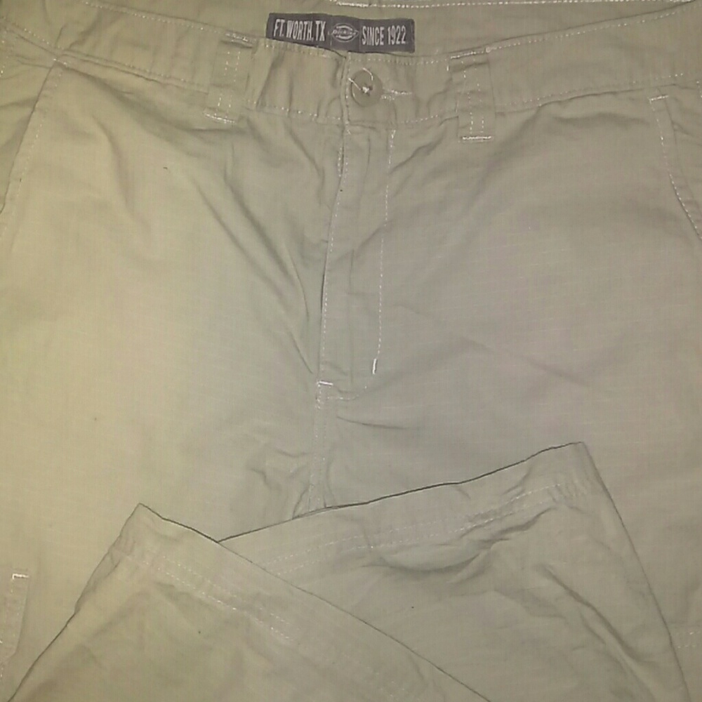 Mens khaki pants.
